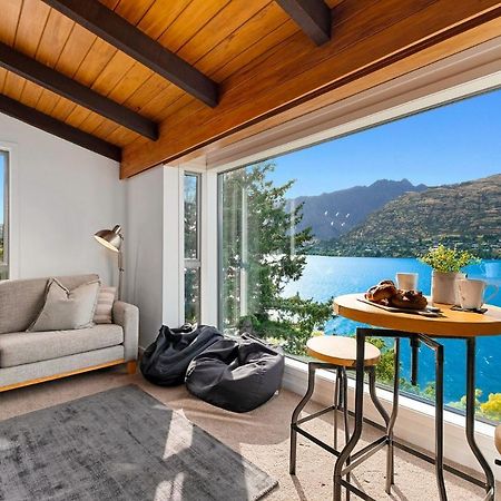 Queenstown Lakefront Dream 4 Bed エクステリア 写真