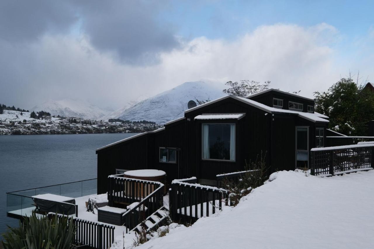 Queenstown Lakefront Dream 4 Bed エクステリア 写真