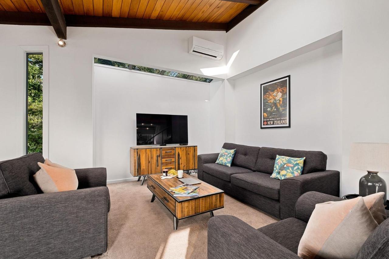 Queenstown Lakefront Dream 4 Bed エクステリア 写真