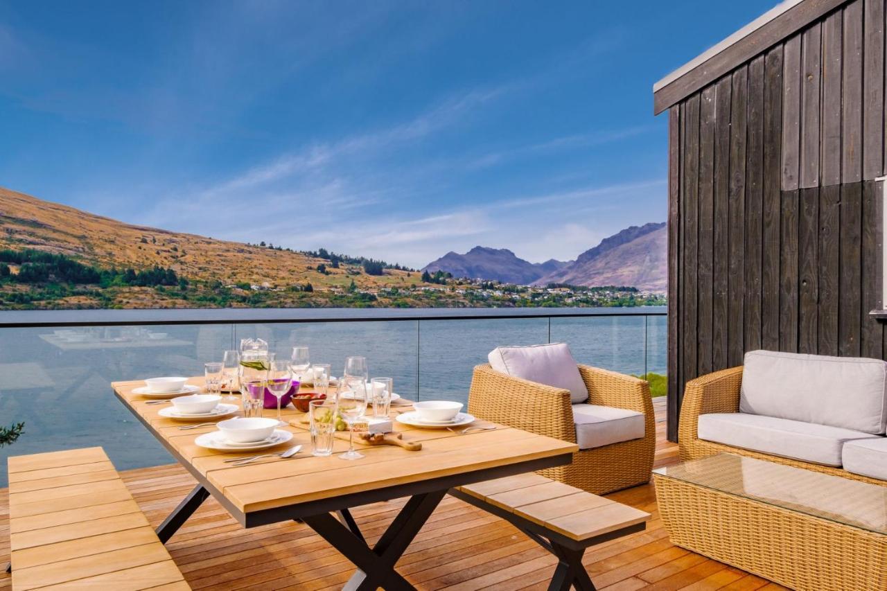 Queenstown Lakefront Dream 4 Bed エクステリア 写真